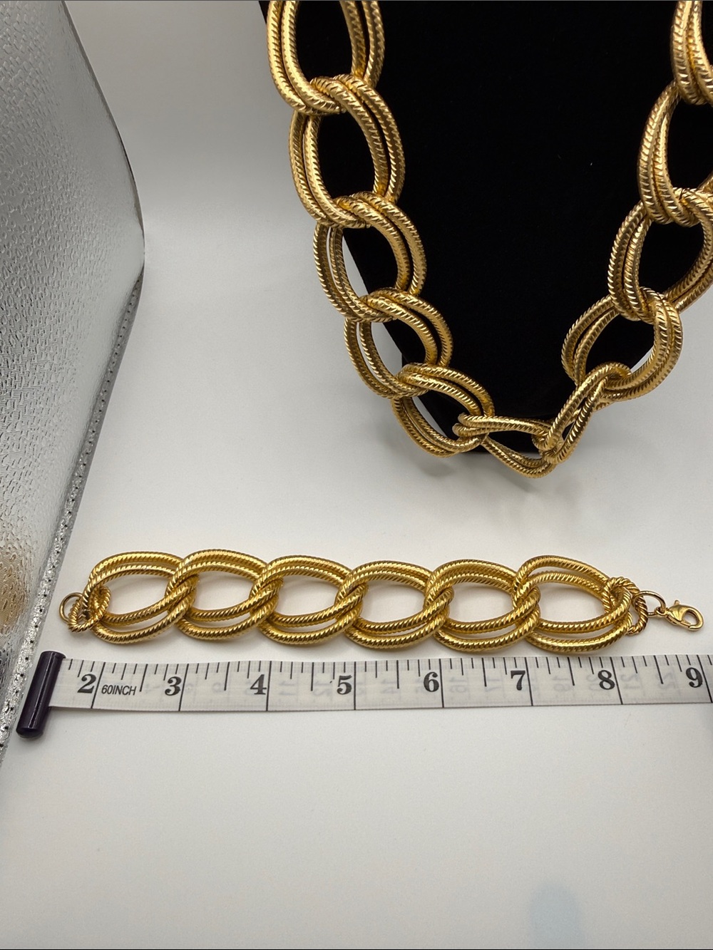Gold Link Chain Necklace - Women Jewelry - Picture 6 of 7